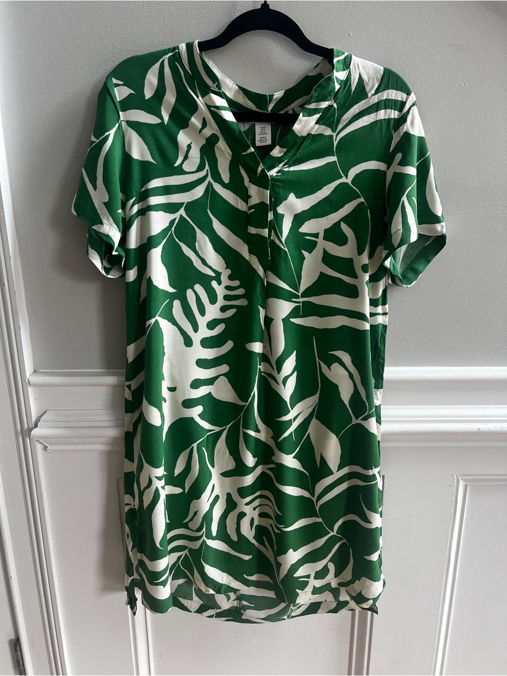 H&M Green Tropical Leaf Print Shift Dress XS Short Sleeve Resort
